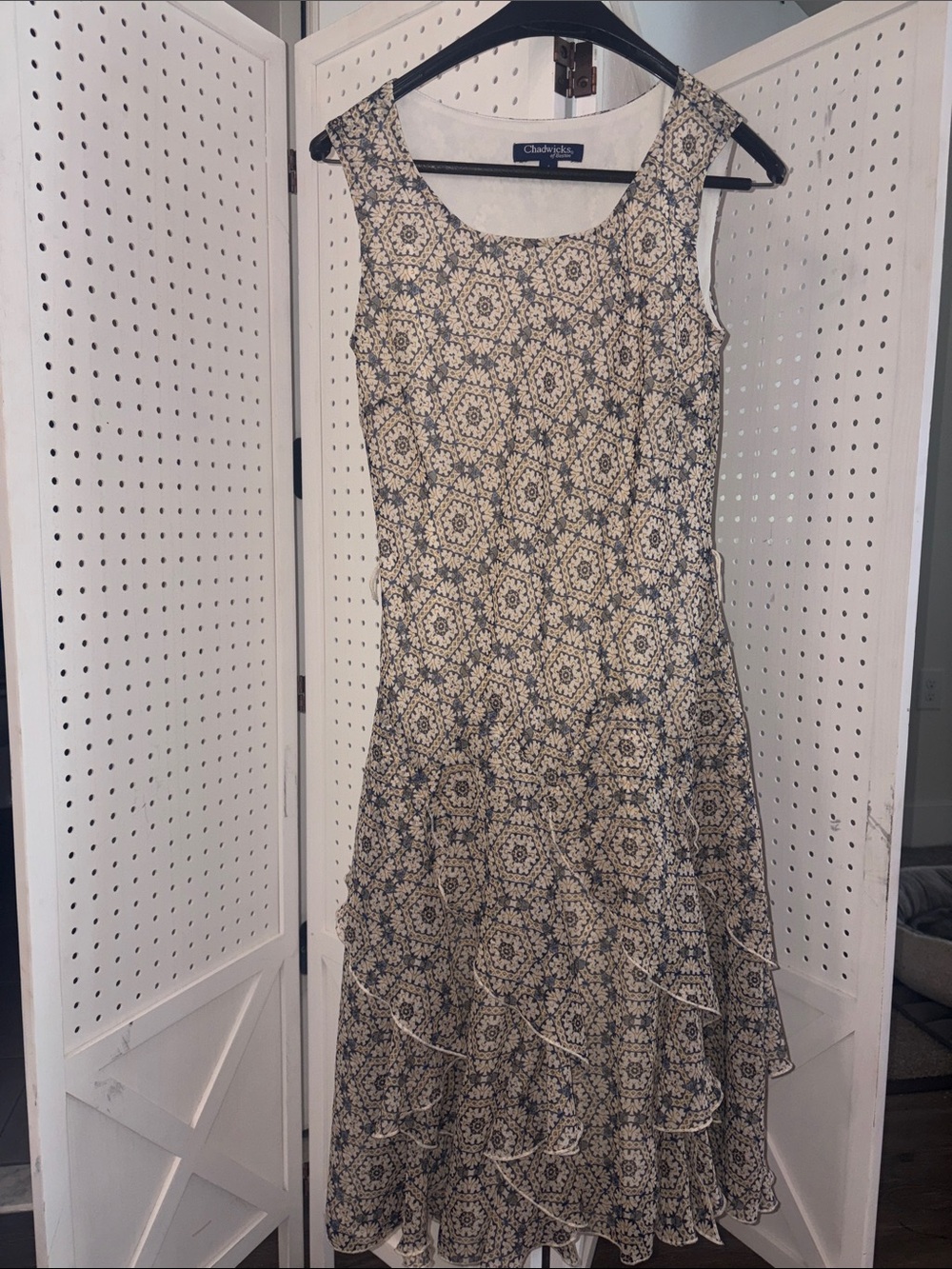 Chadwicks Black & Cream Sleeveless Floral-Print Midi Dress